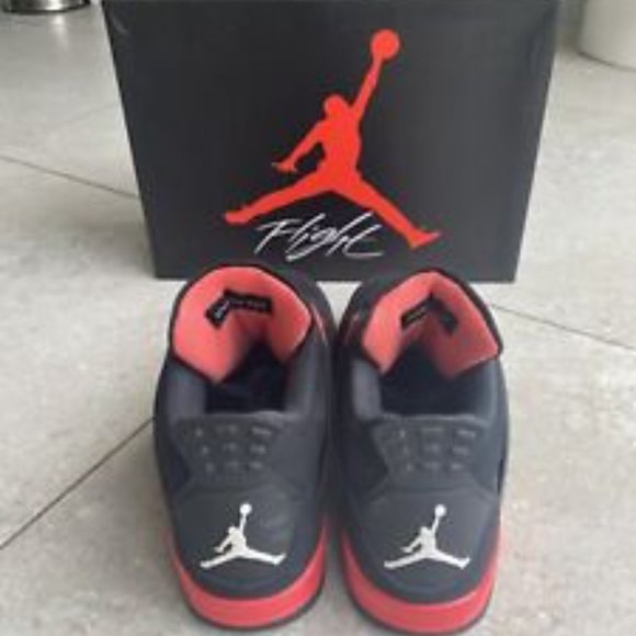 Size 10 - Jordan 4 Retro Mid Red Thunder - Picture 4 of 7